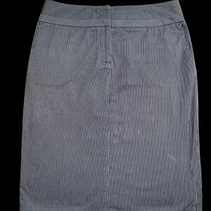 Willi Smith Navy Striped Pencil Skirt